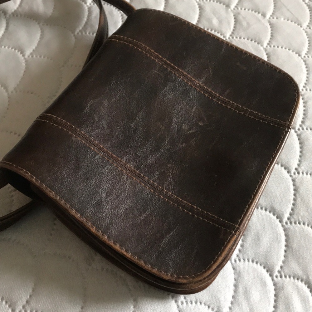 Liz Claiborne brown leather cross body purse